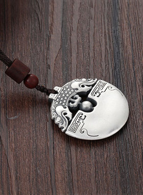 圆牌双龙戏珠项链民族风挂件圆牌吊坠男女情侣款几何型铜饰龙纹
