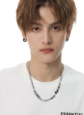 VOYAGE钛钢天然石拼接项链设计感