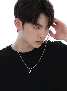 几何方块吊坠钛钢项链长款百搭