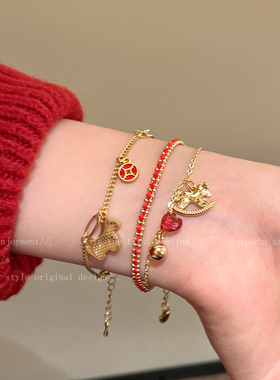 马上来财~秋冬红绳小马手链女