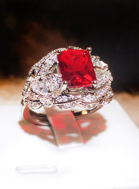 饰品戒指锆石石榴红时尚轻奢大气