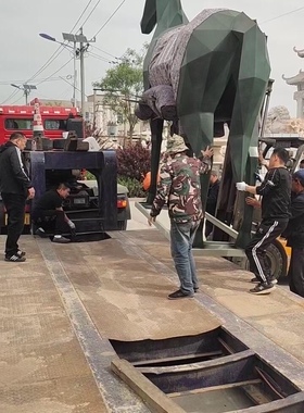 金属材质大型动物雕塑马不锈钢仿铜材质玻璃钢制品户外景观雕刻