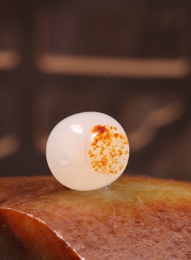 11mm天然和田玉洒金皮籽料单珠