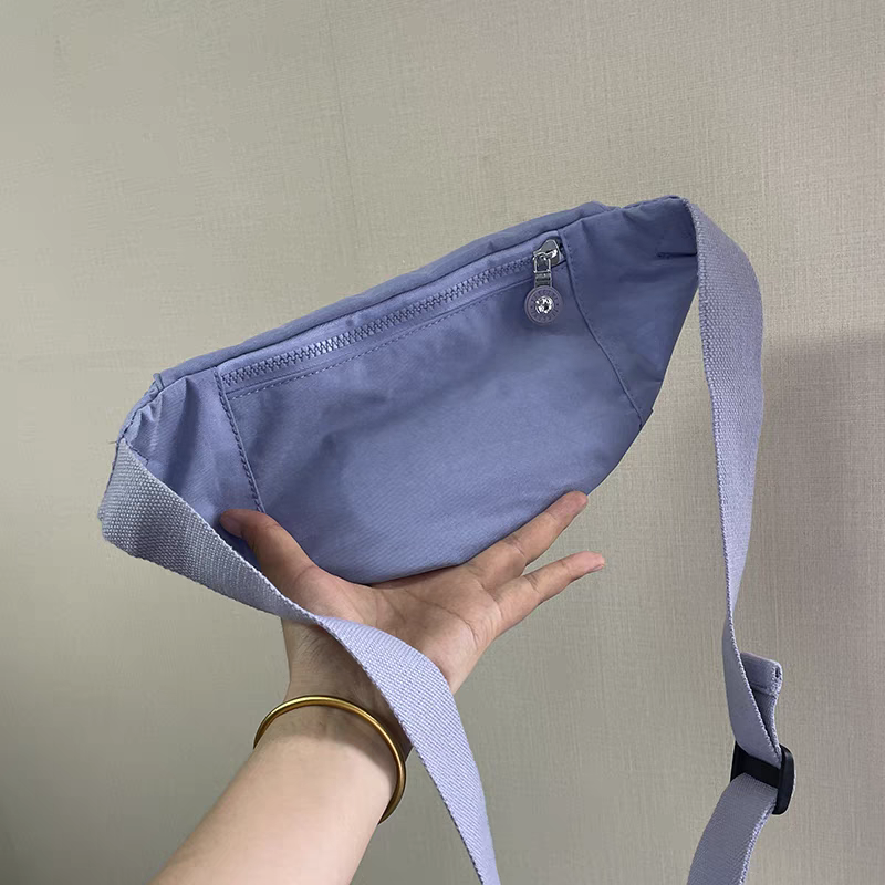 2025简约新款腰包经典百搭胸包两用轻便户外防泼水腰包女斜背包男,淘宝优惠券,粉丝福利购,淘宝优惠卷