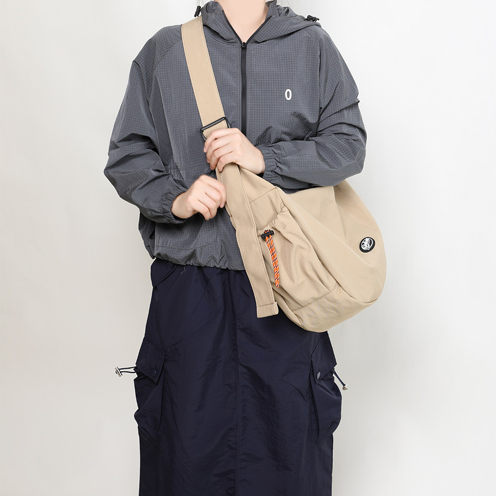 Unisex Casual Shoulder Bag Large Capacity Crossbody Bag