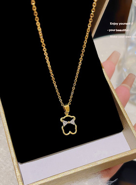 可爱甜美领结小熊项链ins风时尚锁骨链2024新款吊坠百搭春天配饰