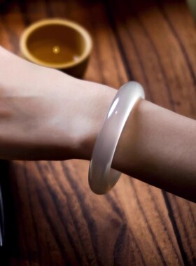 正品冰透白月光玉髓手镯冰透玛瑙玉镯DS967高级荔枝冻70圈大口径