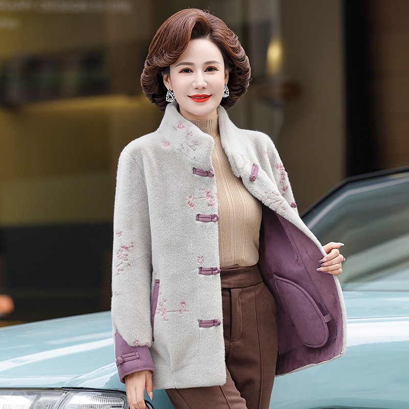  宜黛芙中老年女装