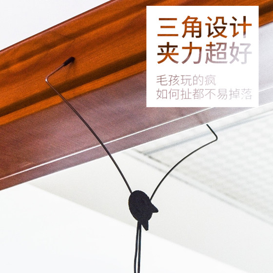 Door-mounted cat toy for cats to entertain themselves and relieve boredom