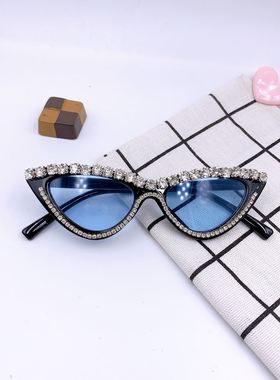 网络时尚款儿童太阳镜三角个性黏钻小童炸街眼镜出游拍照写真墨镜