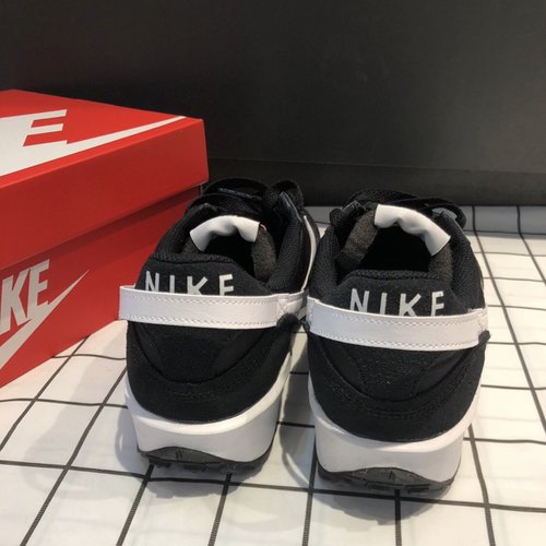 耐克正品NikeWaffle华夫鞋轻量化抓地轻便缓震休闲运动跑鞋DH9522 - 图2