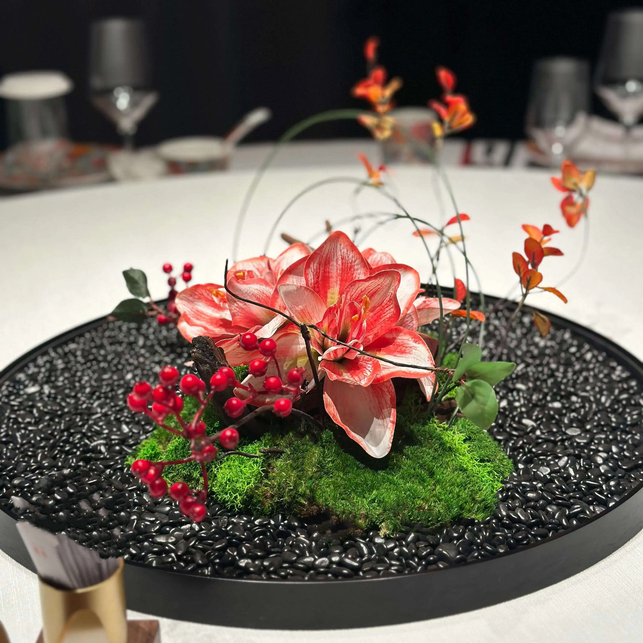 餐桌中间摆花圆桌中间装饰摆件桌花电动转盘花高端仿真花圆形景观,淘宝优惠券,粉丝福利购,淘宝优惠卷