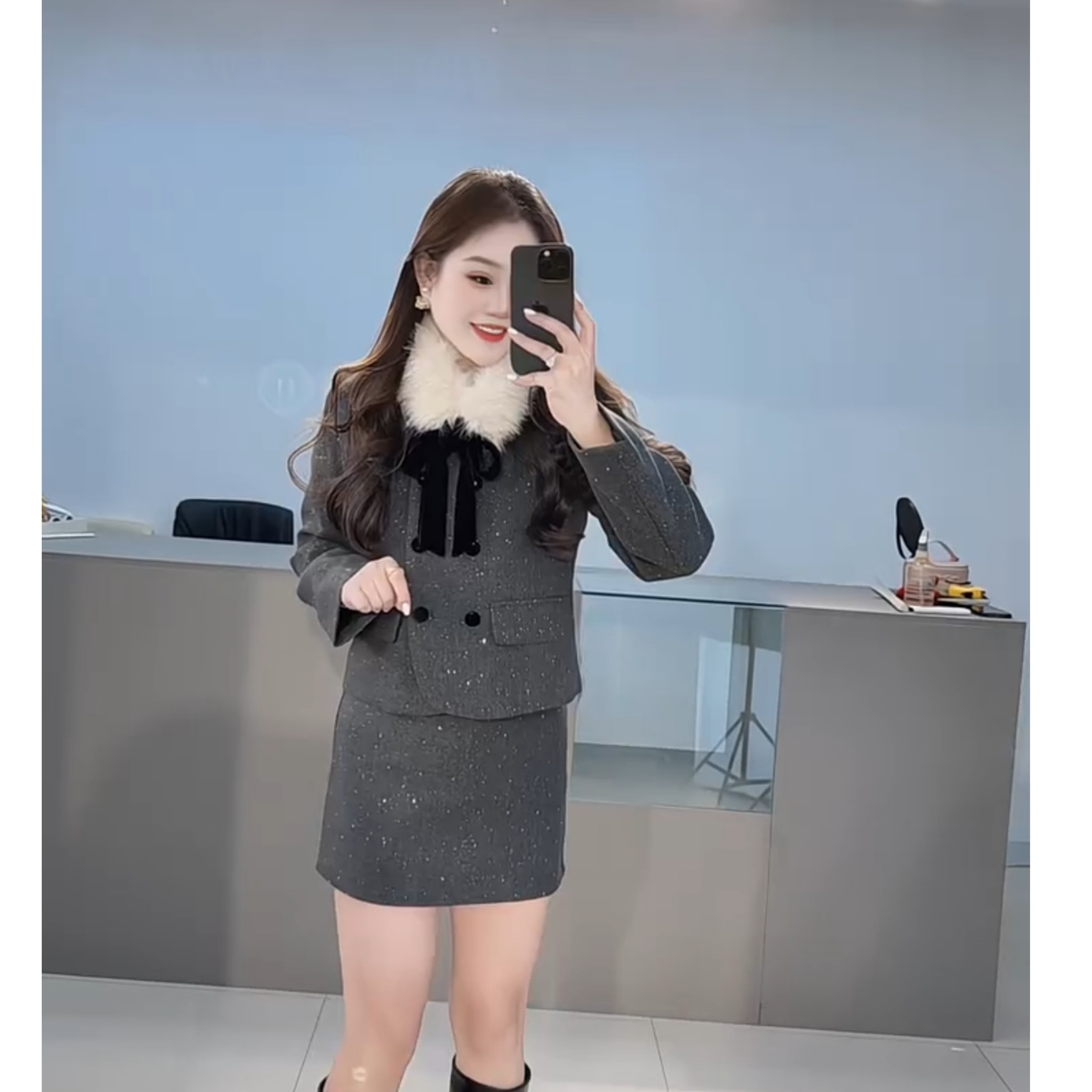 2025冬季新款加厚小香风毛呢女千金感蝴蝶结毛领外套半身裙两件套,淘宝优惠券,粉丝福利购,淘宝优惠卷