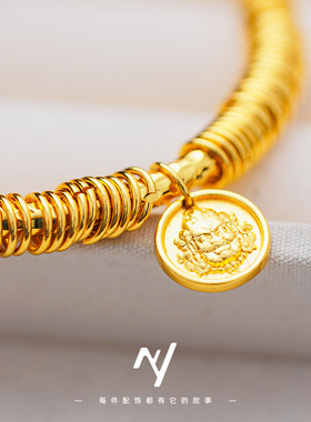 新中式招财黄财神盘缠锤纹手镯金店同款越南沙金平安喜乐盘缠镯子