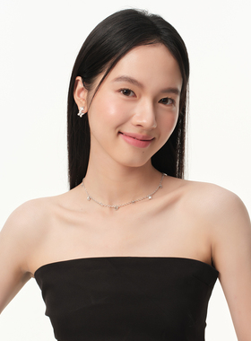 STUGAZI闪闪蝴蝶锁骨链choker