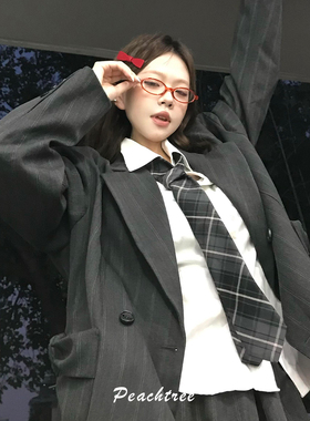 ins韩系灰色条纹领带复古学院风