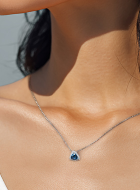 【新年礼物】APM Monaco三角形吊坠简约项链时尚高级感生日礼物