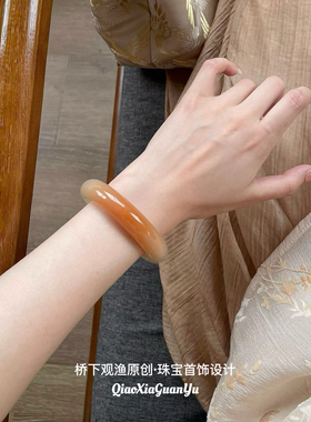 天然黄龙玉手镯冰种香槟金黄翡玉