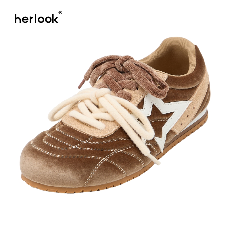 HERLOOK开口星阿甘鞋2025新款女丝绒保暖百搭棕色薄底德训鞋 - 图1