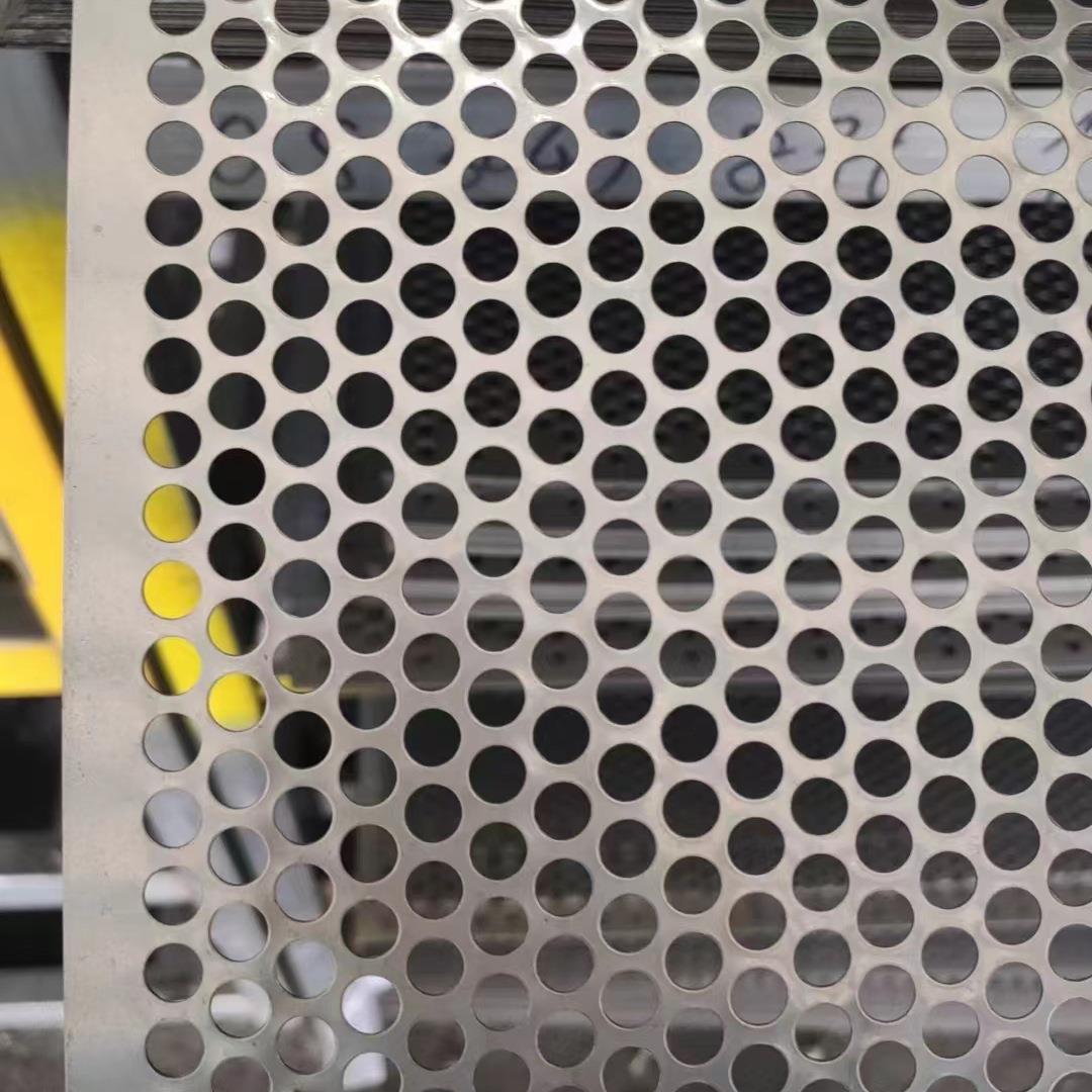 Stainless steel porous punching plate hole mesh manufacturer supplies hole punching plate various TNX types of holes round hole mesh filter