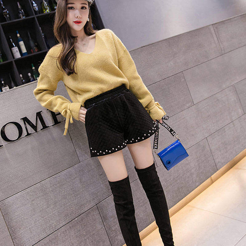 纯黑色金丝绒短裤女2026爆款春秋夹棉铆钉加厚打底外穿冬天短靴裤,淘宝优惠券,粉丝福利购,淘宝优惠卷