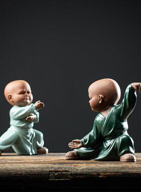 紫砂陶小和尚禅意博古架摆件陶瓷中式家居太极拳武术人物茶道配件