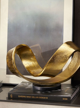 现代轻奢金色工艺品摆件酒店大堂