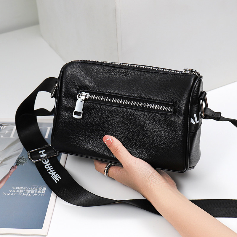 中年女款妈妈包2021新款休闲包包 步跃伦女士包袋