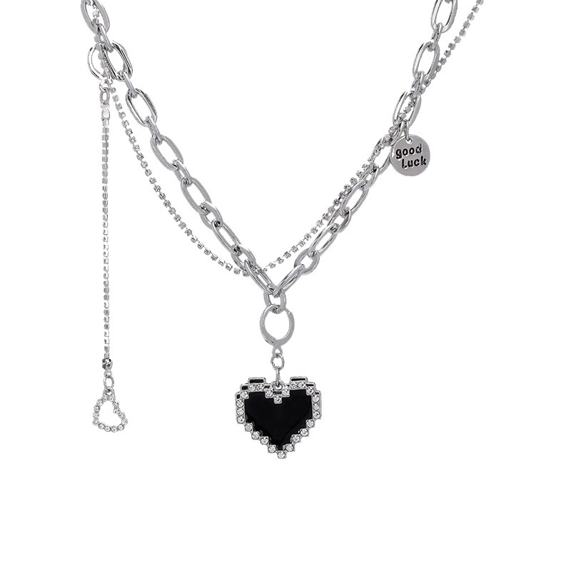 甜酷黑色爱心小众设计高级钛钢颈链 洛十项链