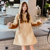 Pregnant woman winter dress one-piece dress 2023 Fashion outside wearing two sets of garnter thickened sweater with small children wool blouses