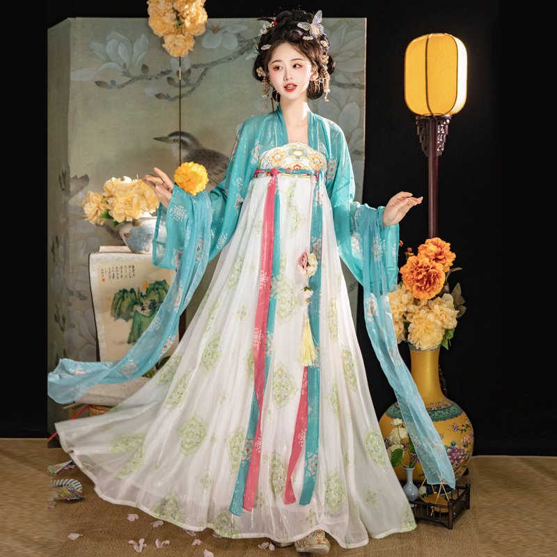  慕晴瑶民族服装/舞台装