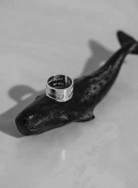 《老人与海》925纯银宽版马林鱼