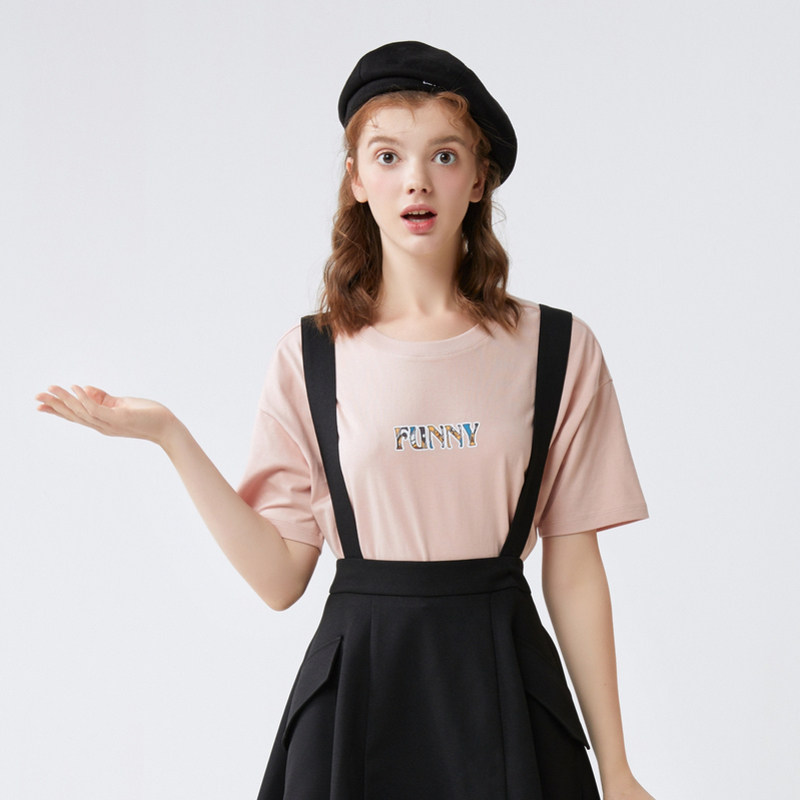  森马集团outlets店T恤