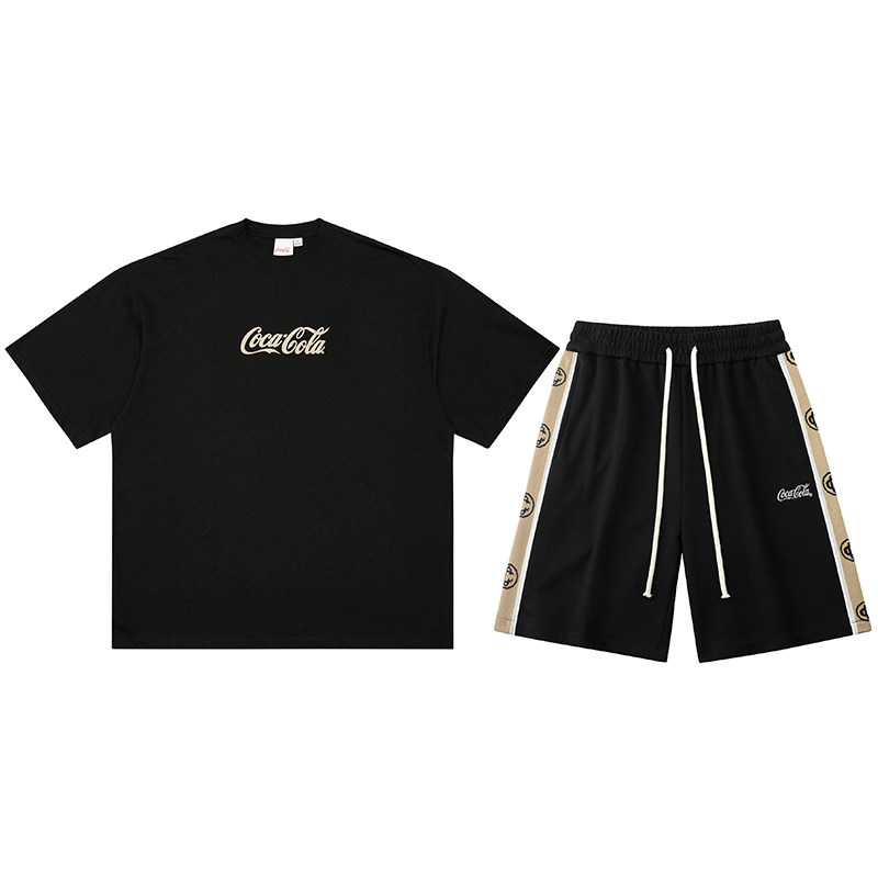  可口可乐服饰T恤