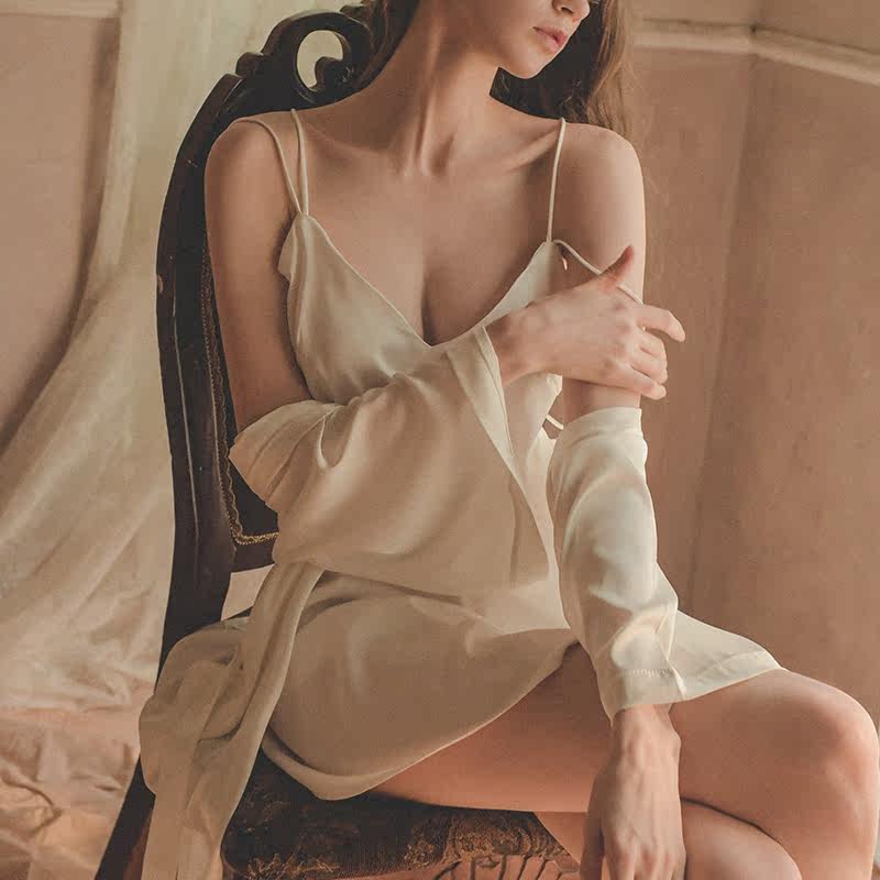 2022年新款性感夏季高级感冰丝睡袍 姜喆睡裙