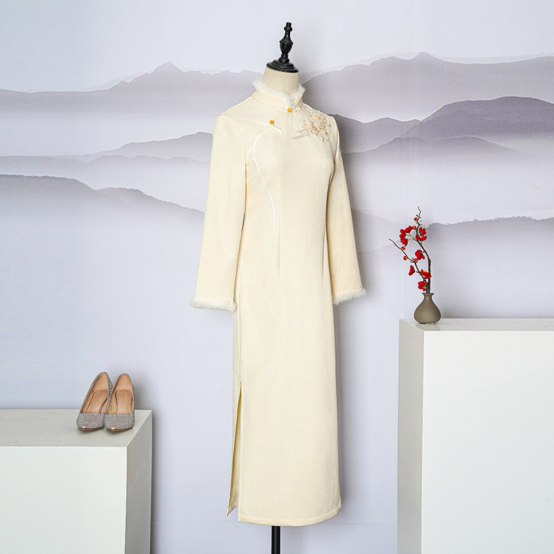 改良版年轻款女气质显瘦修身旗袍 秋思婵旗袍