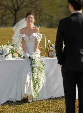 速发外景婚题摄礼道具 森系婚影影楼拍照主纱摆件蛋糕桌椅烛台酒