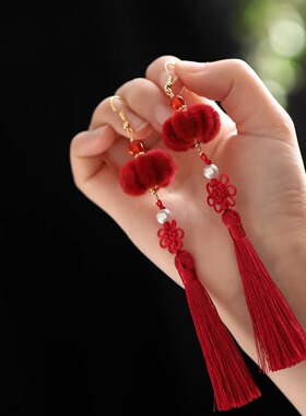 新中式红色灯笼中国结流苏耳环女新年喜庆耳坠高级感喜庆结婚耳饰