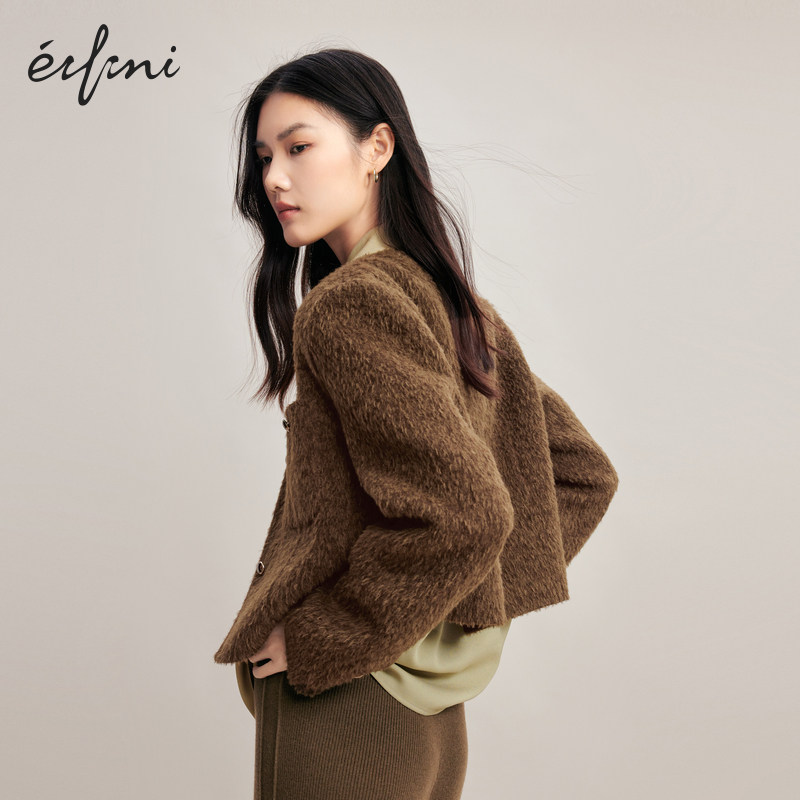 伊芙丽奥莱贴袋装饰苏力羊毛双面呢截短小香风外套女2024秋装女装,淘宝优惠券,粉丝福利购,淘宝优惠卷