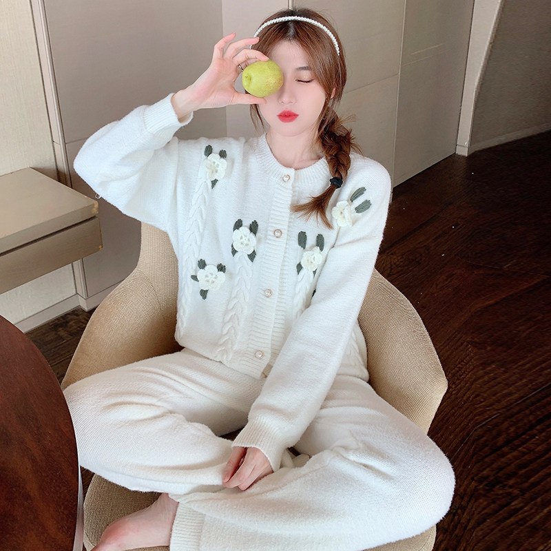 秋冬季北极绒加绒可爱刺绣花朵睡衣 prettygirl睡衣/家居服套装