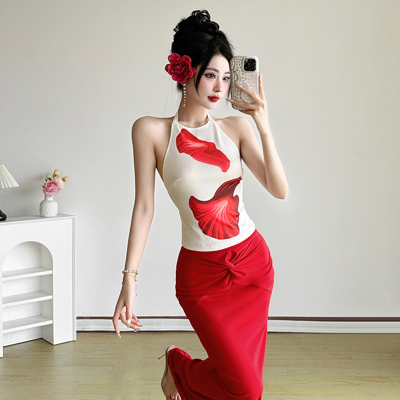 SylCue 惹火又性感别致印花显瘦露肩挂脖吊带拧结包臀半身裙套装,淘宝优惠券,粉丝福利购,淘宝优惠卷