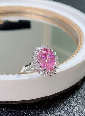 日常佩戴高碳锆石粉钻戒指