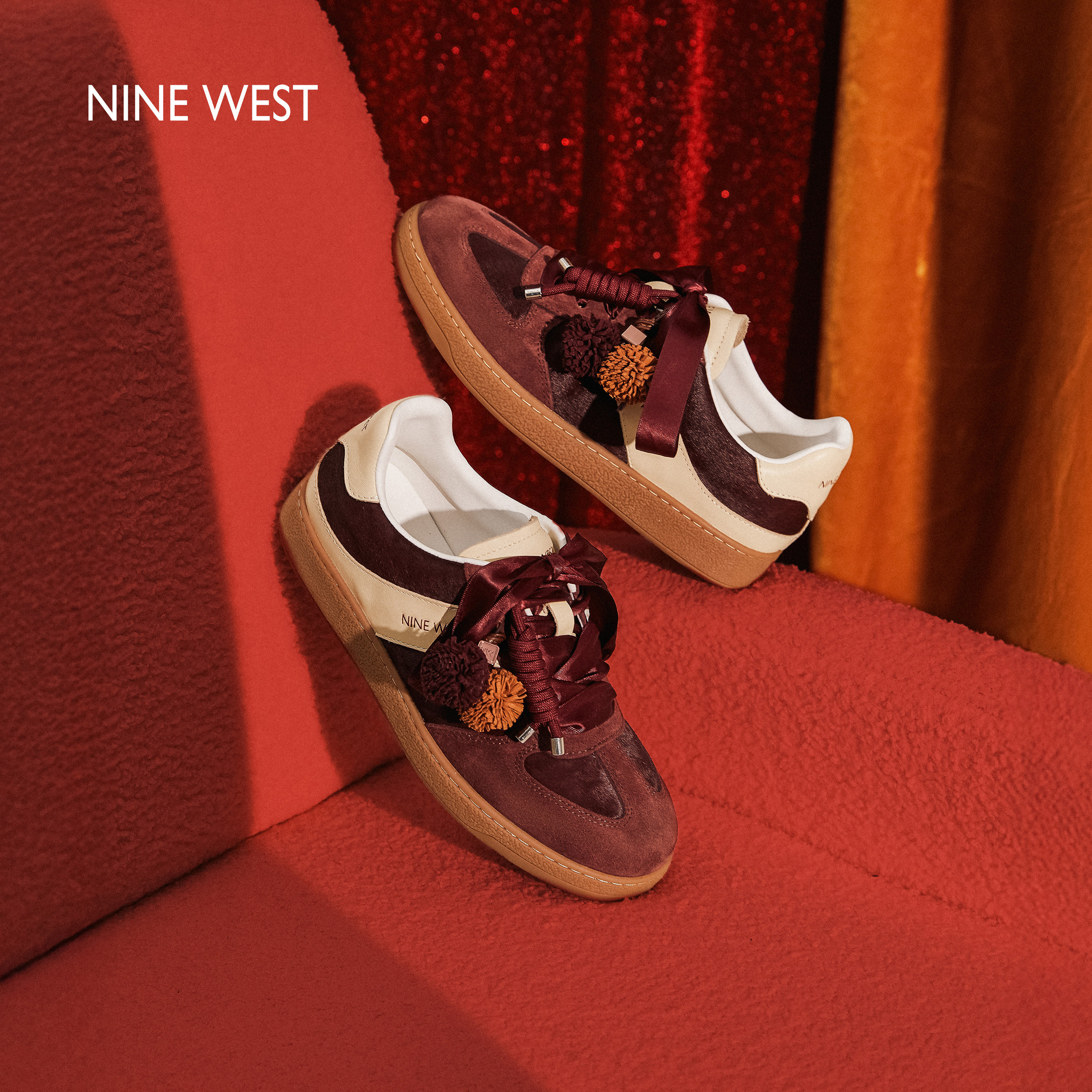 Nine West/玖熙马年红复古马毛德训鞋女2026春新款平底休闲板鞋,淘宝优惠券,粉丝福利购,淘宝优惠卷