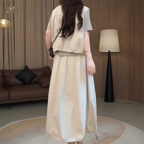 韩系简约时尚三件套女春夏季慵懒风宽松显瘦T恤马甲半身裙套装潮 - 图1