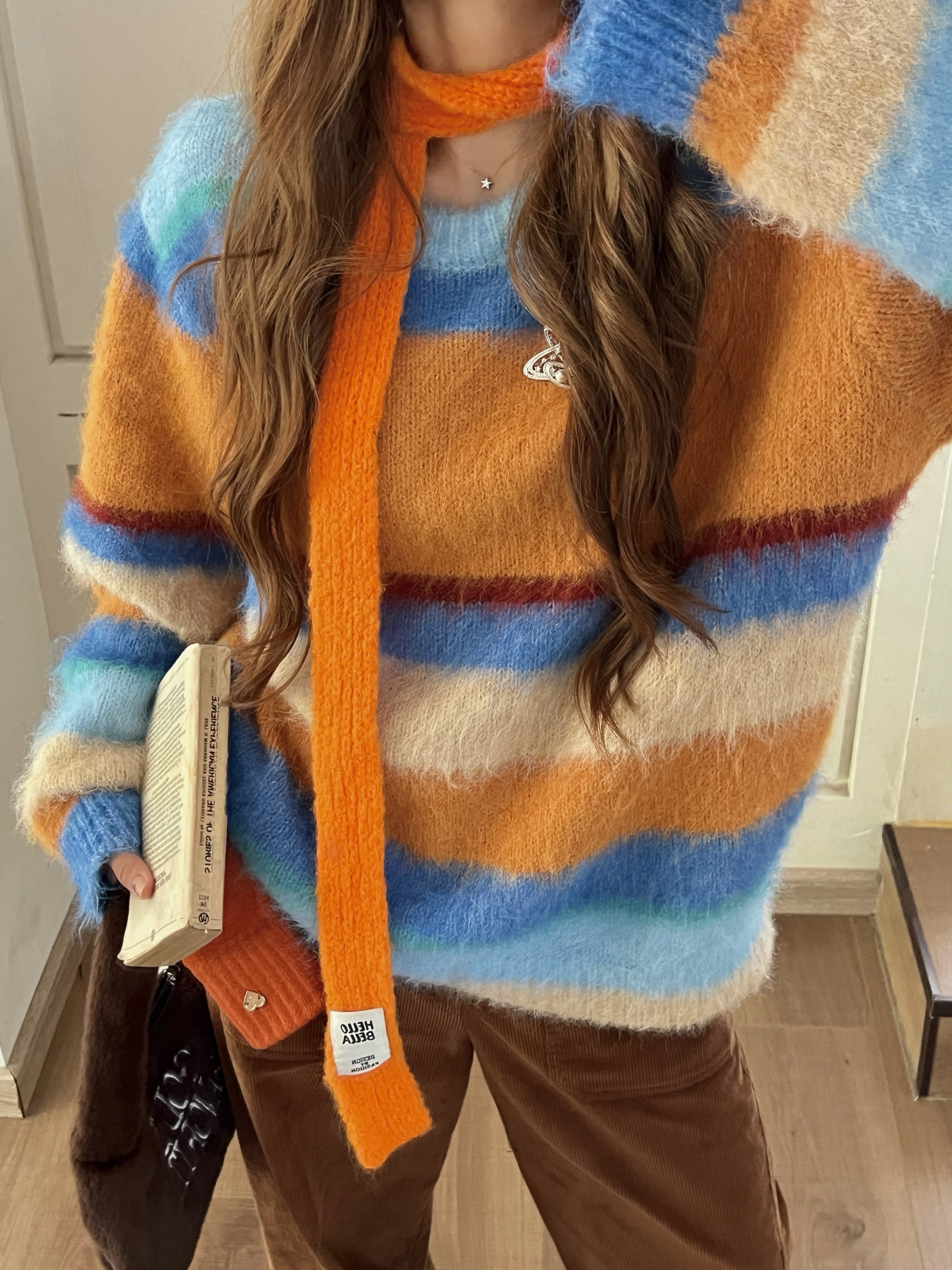 林诗琦NICKIDAILY【暖调虹光!慵懒风撞色条纹圆领长袖针织毛衣女 - 图1