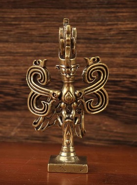 三星堆黄铜大立人像纵目面具