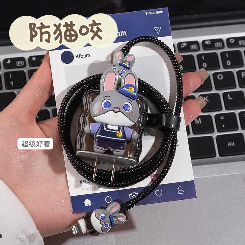 充电线保护套适用苹果17promax充电器保护壳硅胶iPhone16数据线保护套可爱15plus手机线保护绳防折断缠绕卡通,淘宝优惠券,粉丝福利购,淘宝优惠卷