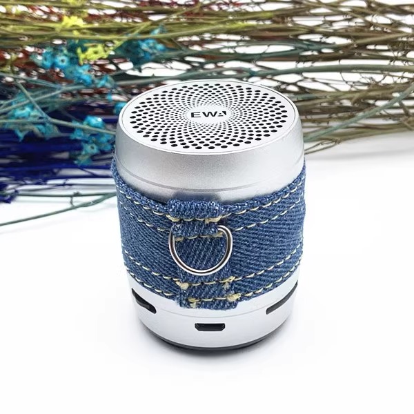 EWA/A113便携迷你蓝牙音响户外桌面高音质立体声低音炮可插卡音箱