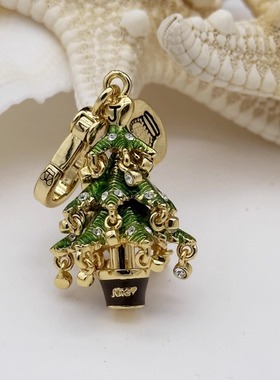 时尚可爱 圣诞老人 圣诞树 粉色礼物袜  吊坠--J8024-J8047-J8124