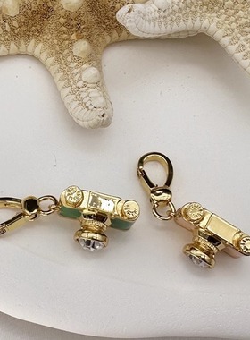 时尚可爱 金边绿色和粉色可打开照像机  吊坠--J8043-J8044